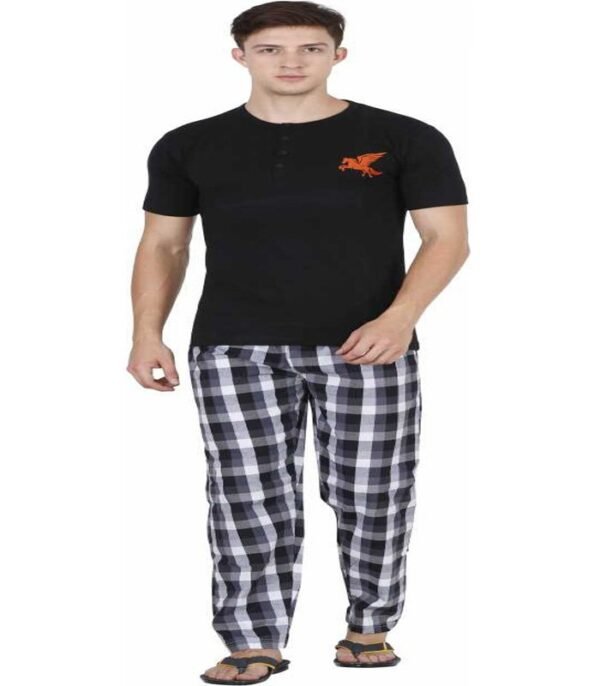Men Solid, Checkered Black Top & Pyjama Set - Image 5